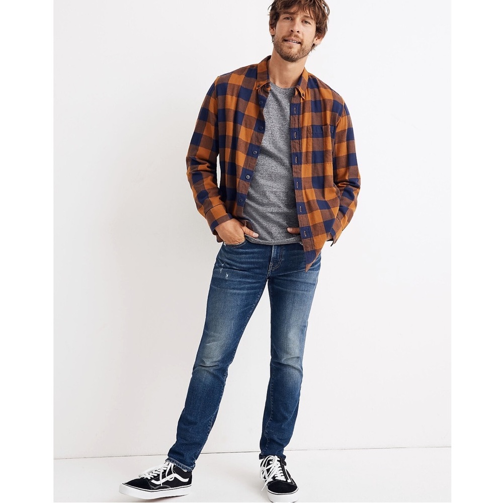 Madewell Athletic Enid Blue Wash Men's Slim Jeans - Picture 2 of 15